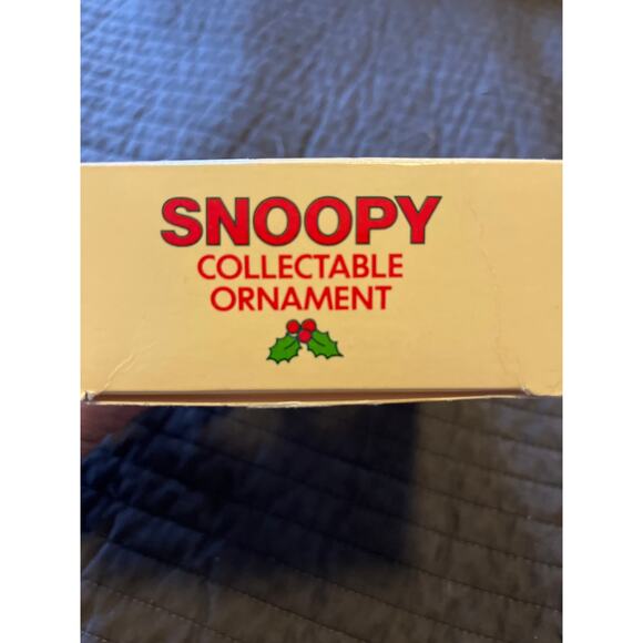 Snoopy Christmas Tree Ornament - vintage - Picture 3 of 6